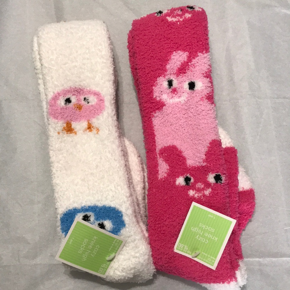 2 pairs of cute fuzzy socks